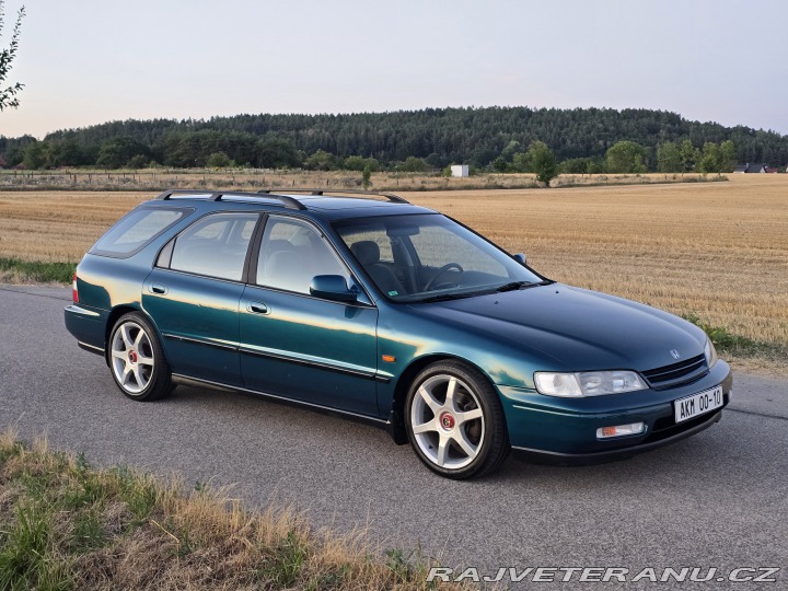 Honda Accord Aerodeck 2.2i ES ČR klima 1996