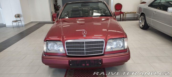 Mercedes-Benz 300 124 Cabriolet 300 CE-24 1994