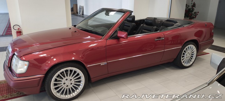 Mercedes-Benz 300 124 Cabriolet 300 CE-24 1994