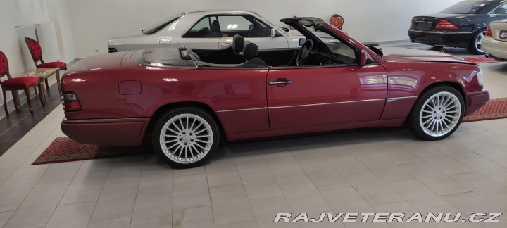 Mercedes-Benz 300 124 Cabriolet 300 CE-24 1994