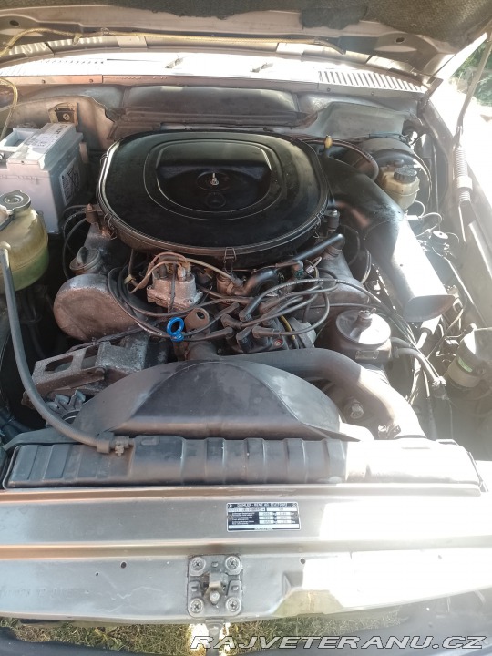 Mercedes-Benz SLC 350 (107) V8 1977