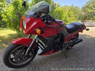Kawasaki GPZ 900r 1984