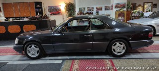 Mercedes-Benz 320 124 320 kupé 1994