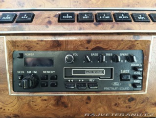 Lincoln Town Car signature 1986