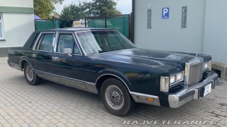 Lincoln Town Car signature 1986