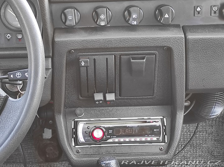 Škoda 120 Škoda 120L 1988