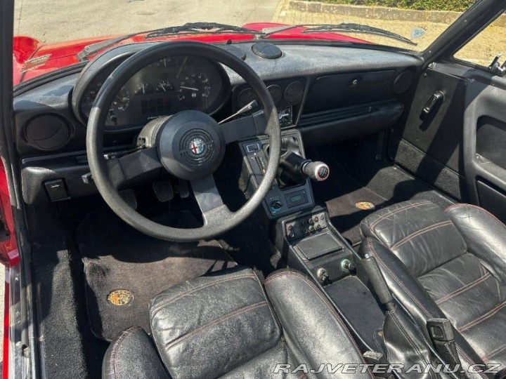Alfa Romeo Spider Veloce 1986