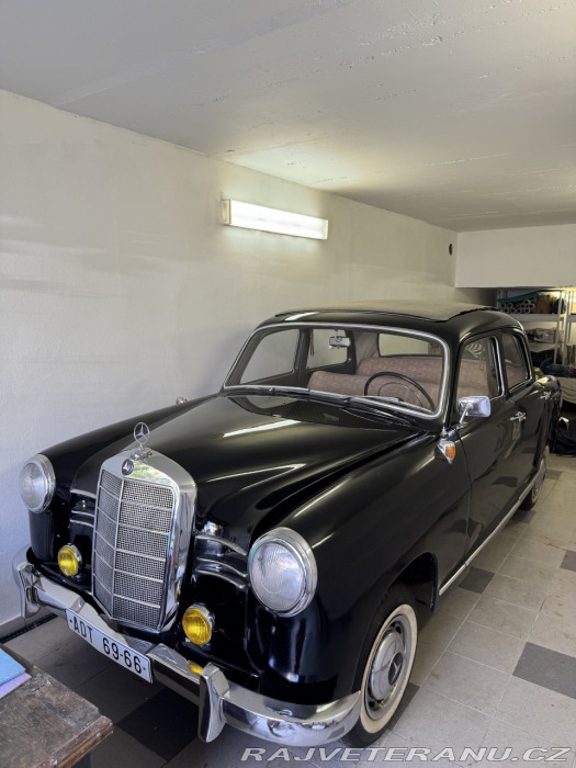 Mercedes-Benz 180