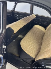 Mercedes-Benz 180  1954