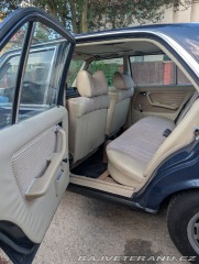 Mercedes-Benz 200 W123 1979