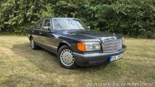 Mercedes-Benz 300 W126 300SE