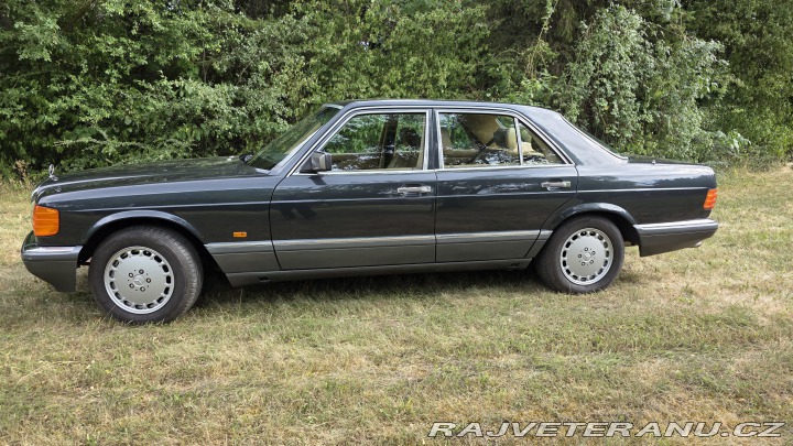 Mercedes-Benz 300 W126  300SE 1990