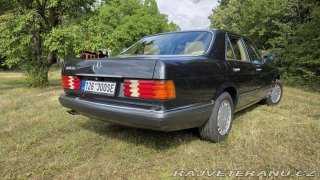 Mercedes-Benz 300 W126 300SE 1990