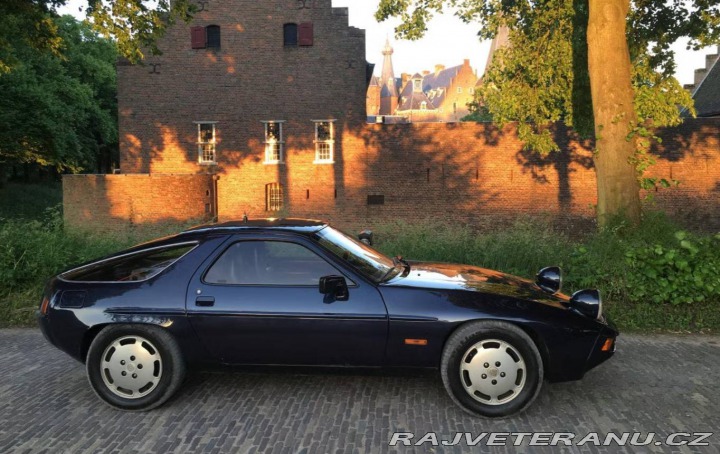 Porsche 928 1980