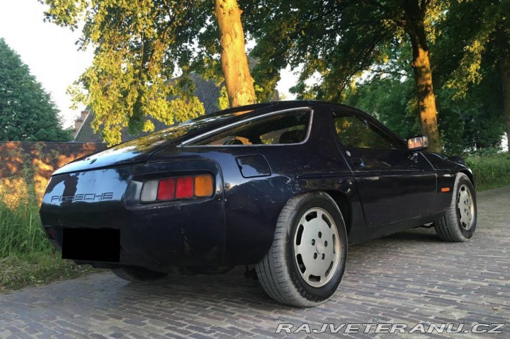 Porsche 928 1980