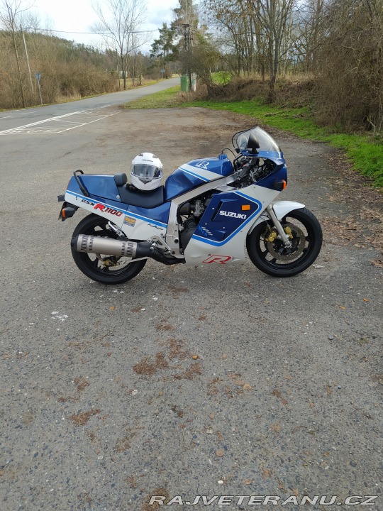 Suzuki Ostatní modely GSX-R 1100 1987