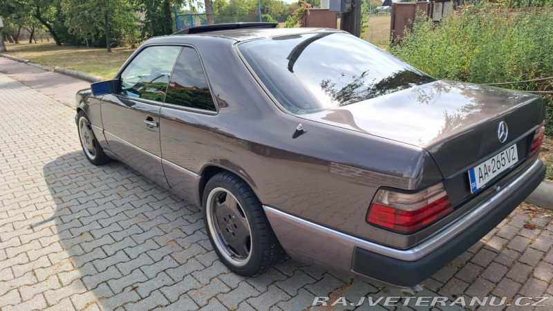 Mercedes-Benz 300 300CE W124