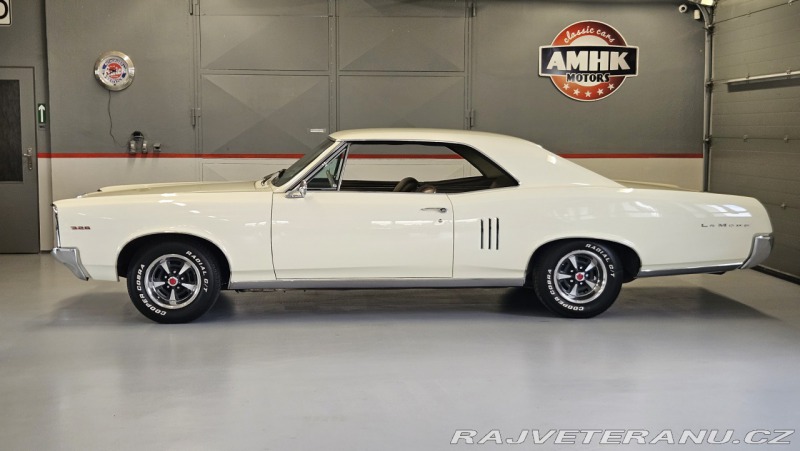 Pontiac LeMans 326 V8