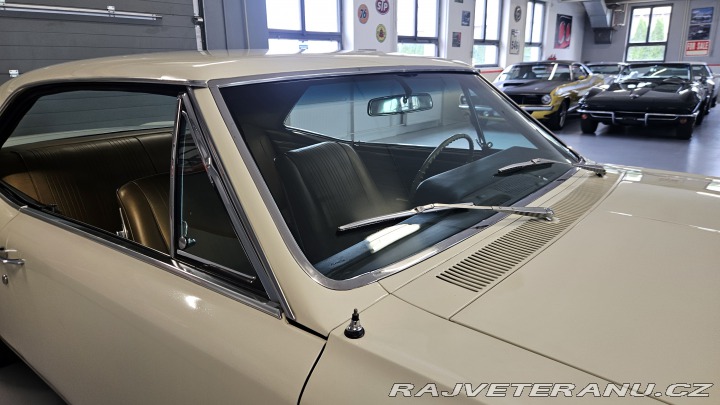 Pontiac LeMans 326 V8 1967
