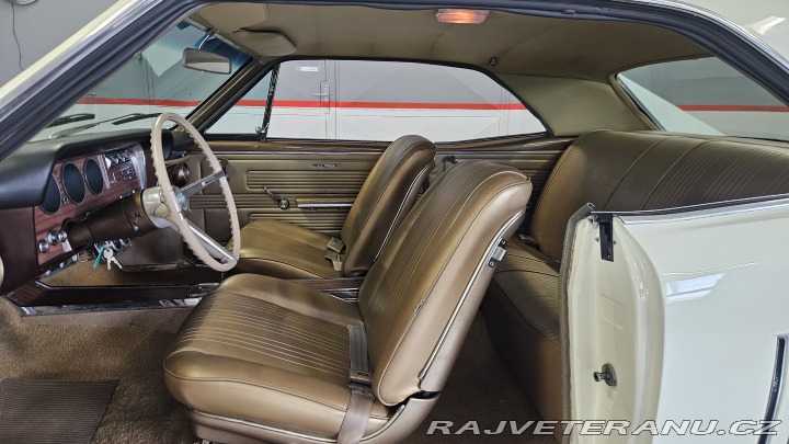 Pontiac LeMans 326 V8 1967