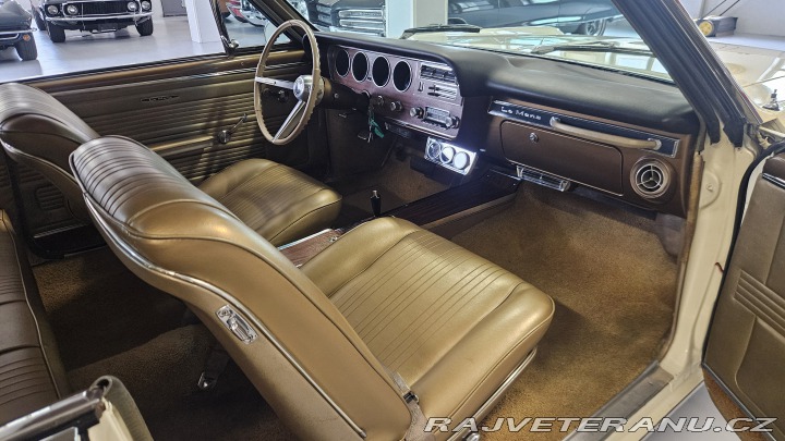 Pontiac LeMans 326 V8 1967