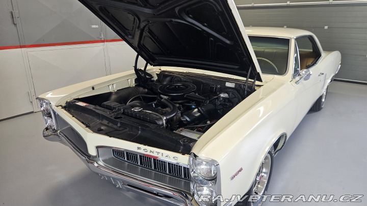Pontiac LeMans 326 V8 1967