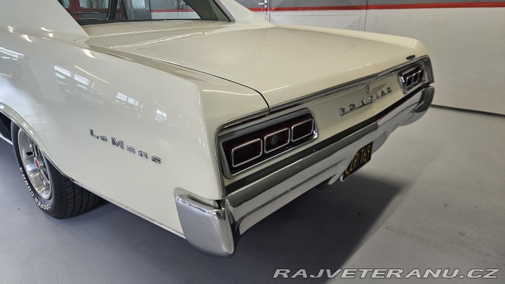 Pontiac LeMans 326 V8 1967