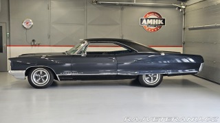 Pontiac Bonneville 389 V8