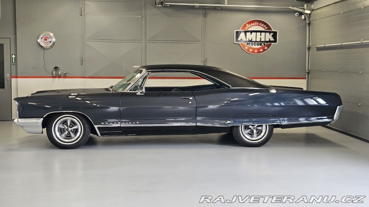 Pontiac Bonneville 389 V8 1966