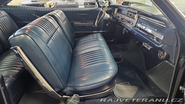 Pontiac Bonneville 389 V8 1966