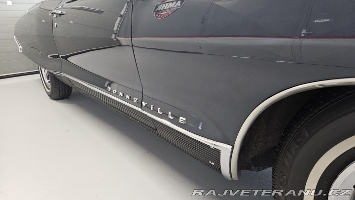 Pontiac Bonneville 389 V8 1966