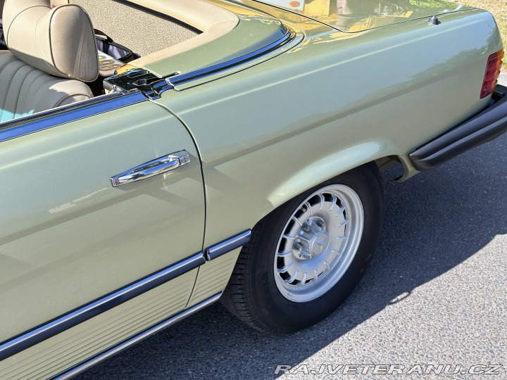 Mercedes-Benz 450 SL R107 1976