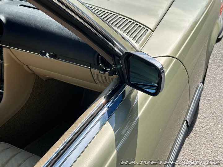 Mercedes-Benz 450 SL R107 1976