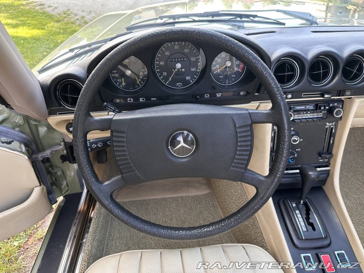 Mercedes-Benz 450 SL R107 1976