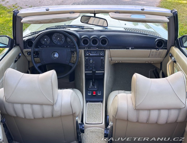 Mercedes-Benz 450 SL R107 1976