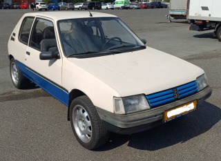 Peugeot 205 XAD