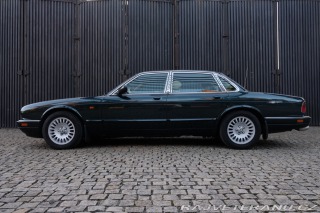 Jaguar XJ XJ12