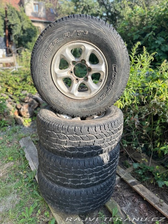 Mitsubishi Ostatní modely L200 2,5 1997
