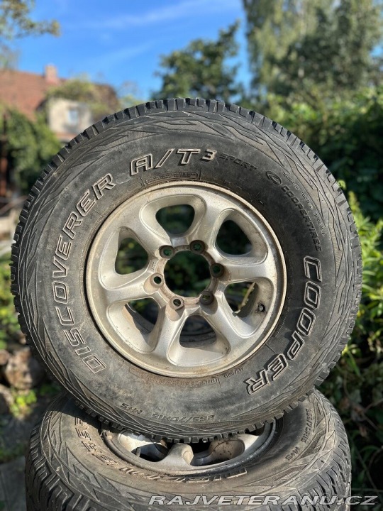 Mitsubishi Ostatní modely L200 2,5 1997