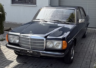 Mercedes-Benz 230 