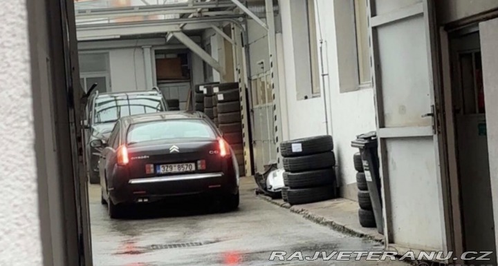 Citroën Ostatní modely C6 2006