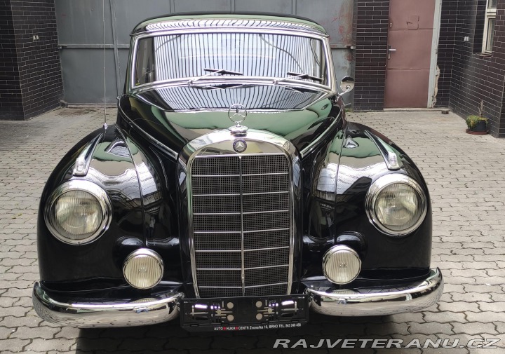 Mercedes-Benz 300 W186 Adenauer 1953