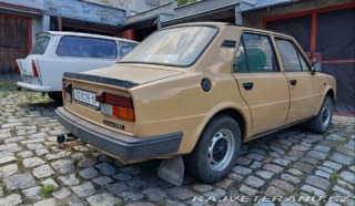 Škoda 120 742 1986