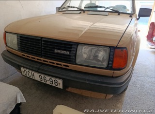 Škoda 120 742 1986