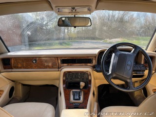 Daimler Double-Six  1993