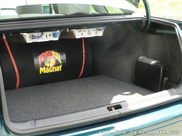 Volkswagen Passat B4 GLS USA version 1995