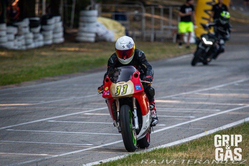 Kawasaki Ostatní modely Kawasaki ZXR400 L1