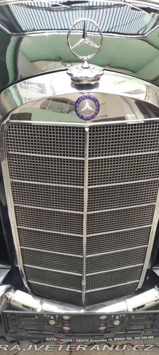 Mercedes-Benz 300 W186 Adenauer 1953