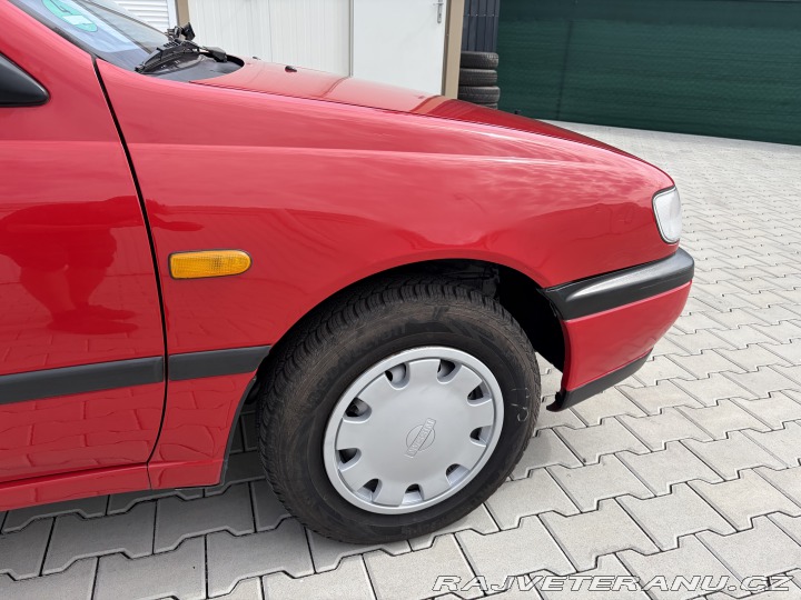 Nissan Sunny N14 1992