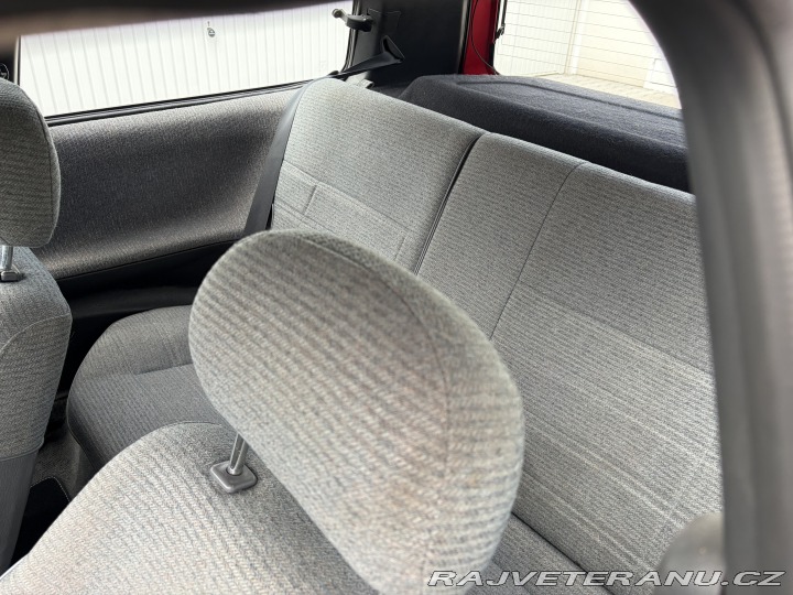 Nissan Sunny N14 1992